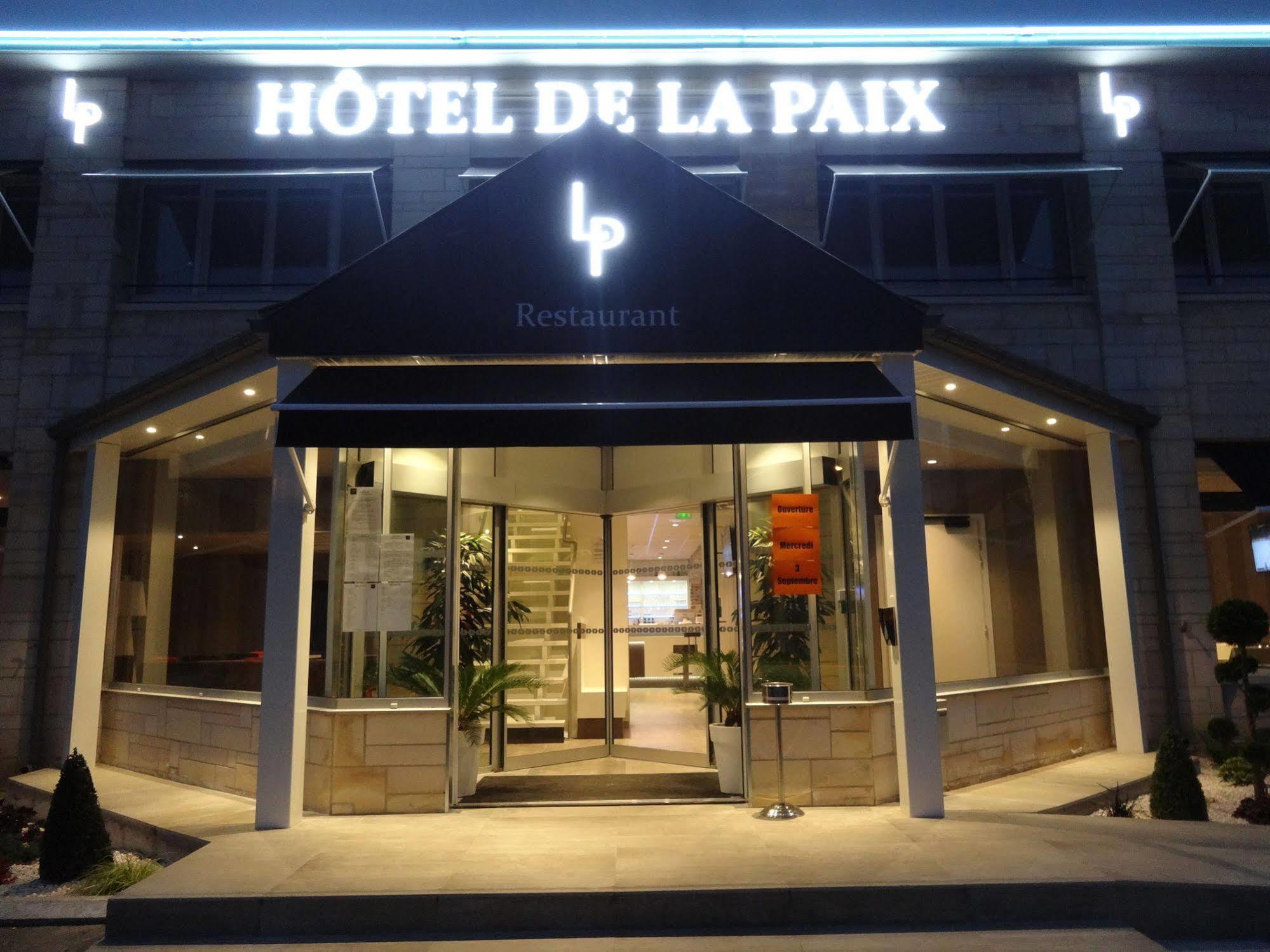 Hotel De La Paix Bapaume Zewnętrze zdjęcie